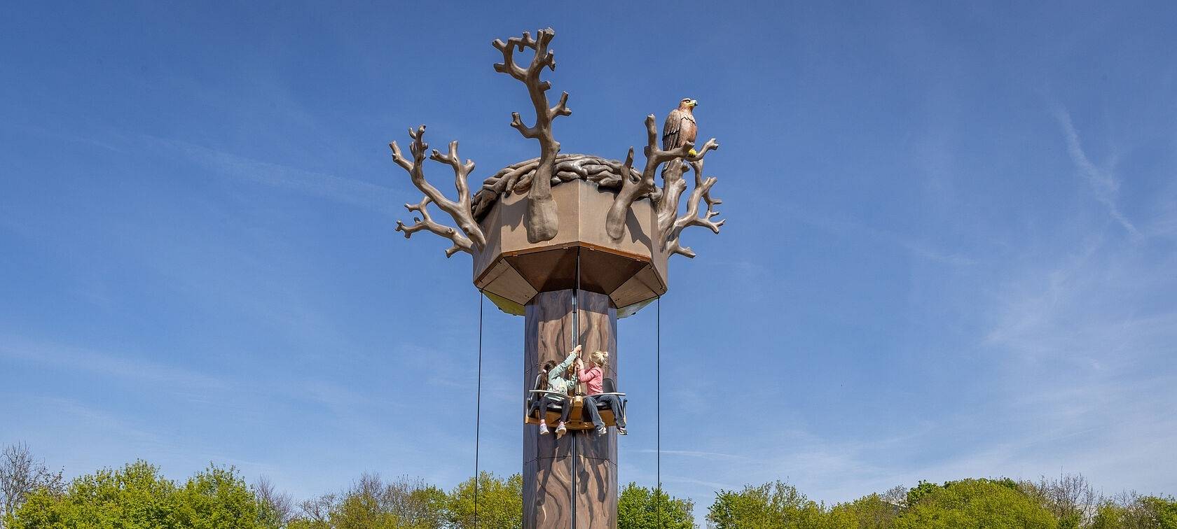 Die Abenteueralm im Alpenpark Neuss: spielende Kinder