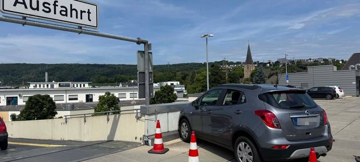 Mediziner Notfall führt zu Unfall am Mühlencenter