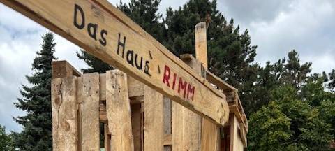 "Hütten-TÜV" am inklusiven Bauspielplatz in Wetter