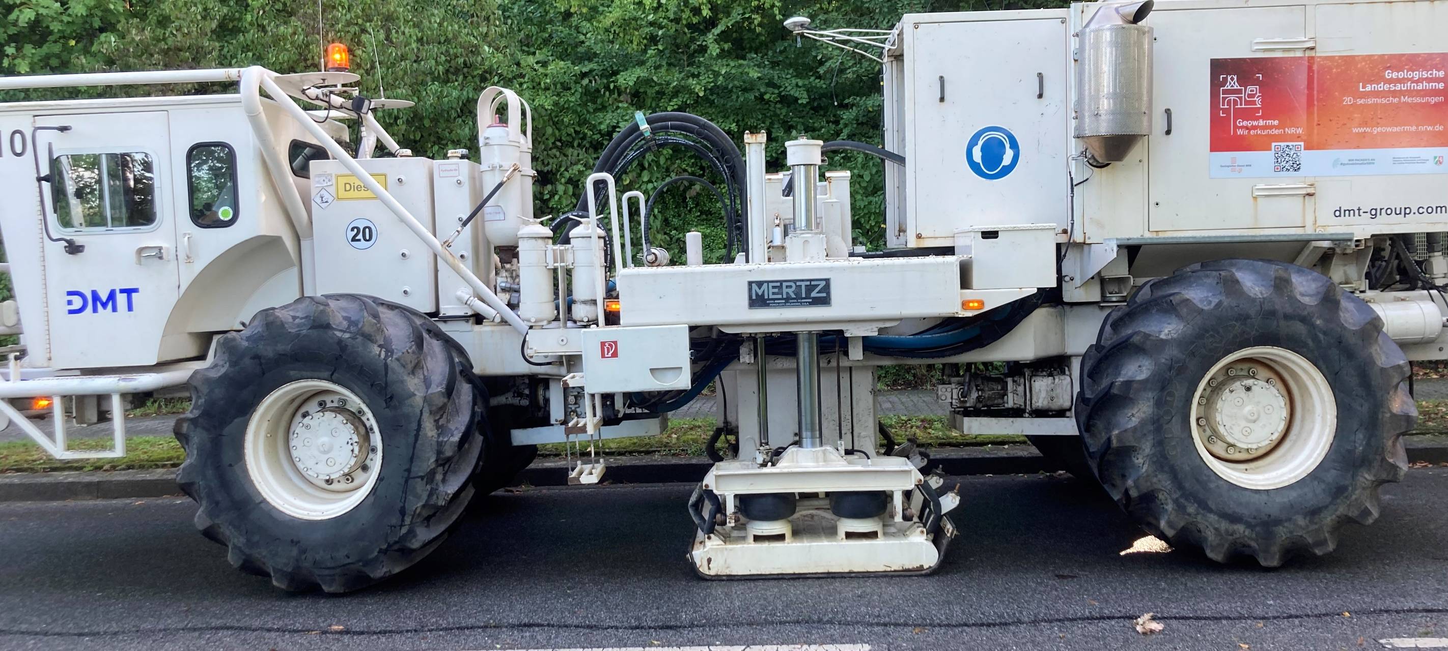 Vibro-Trucks in Gevelsberg getestet