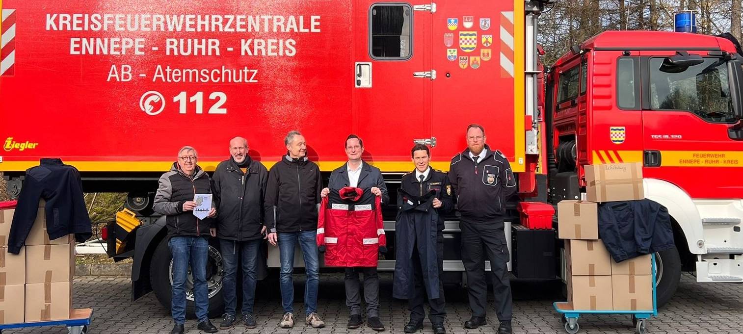 Feuerwehrkleidung aus dem Kreis für die Ukraine