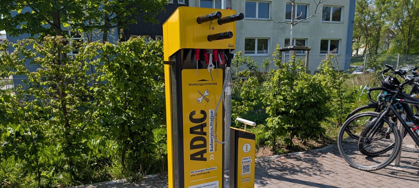 Luftpumpe & Werkzeuge: Die erste Rad-Reparatur-Station in Witten