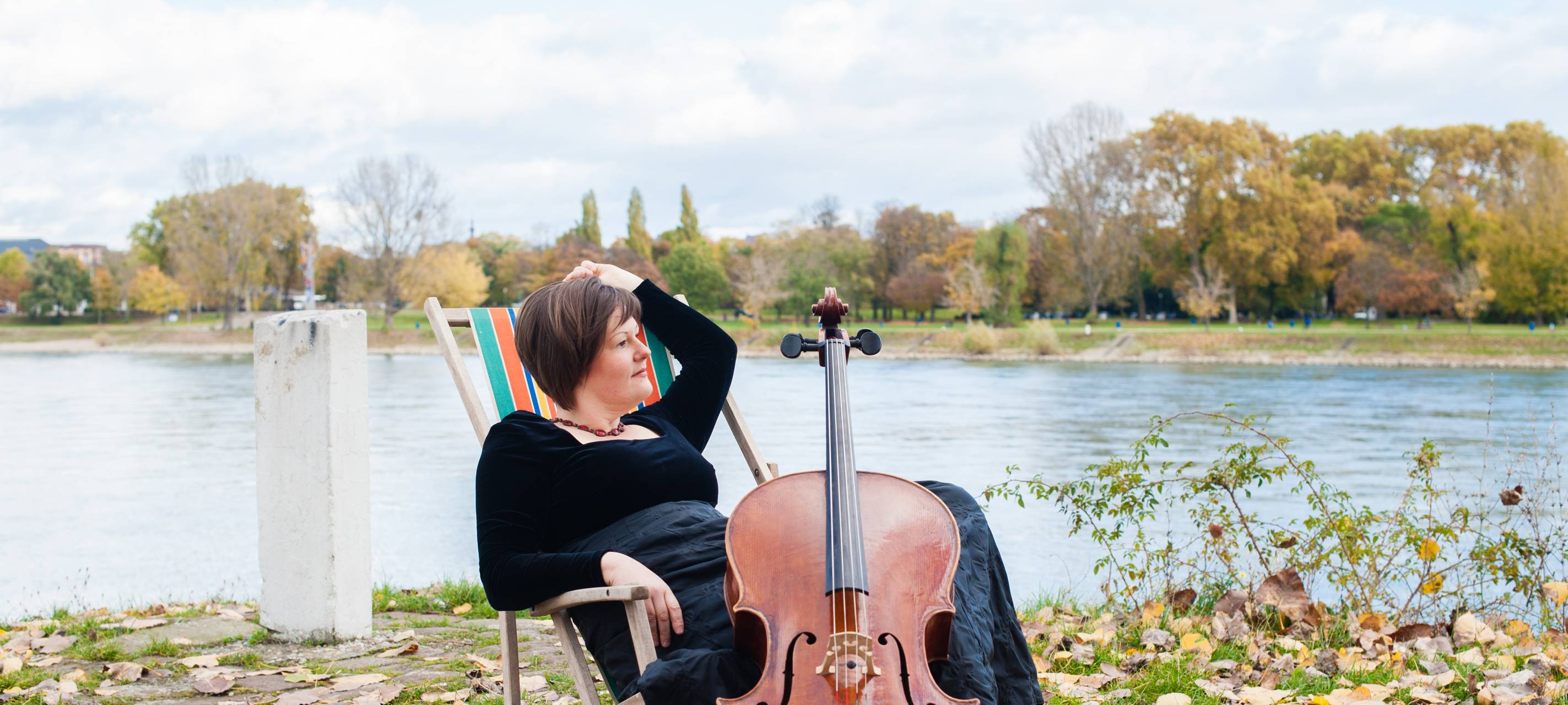 Konzert auf dem Ruhrtalradweg - Katja Zakotnik spielt Cello