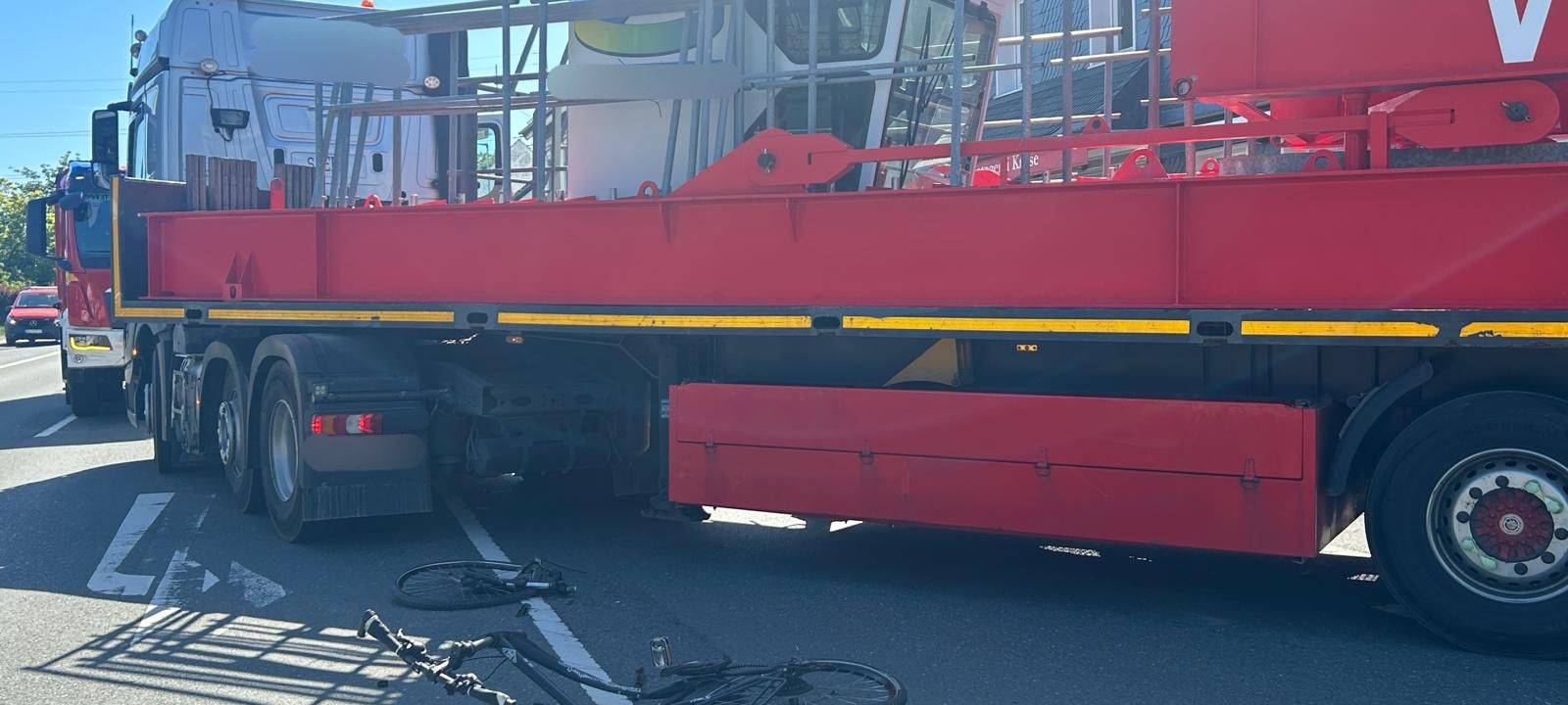 Sprockhövel: Radfahrer kollidiert mit Lkw