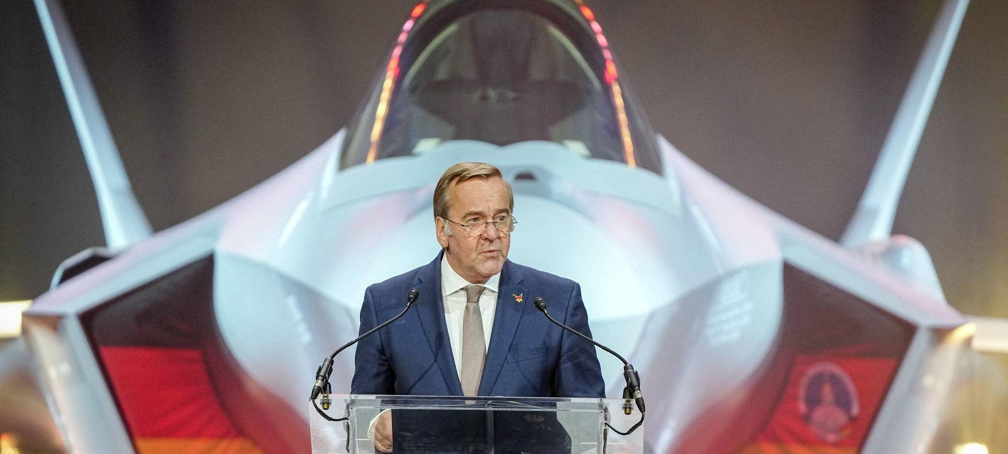 Übergabe des ersten Kampfjets vom Typ F-35 für Deutschland