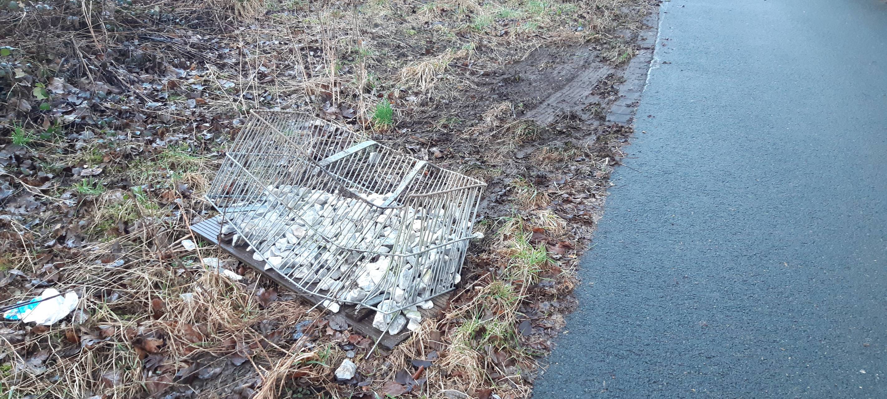 Wetter: Sitzbank bei Diebstahlversuch zerstört?